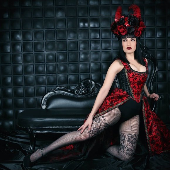 New or gently used garb from my closet 👗👚🛍️ - Picture 4 of 5